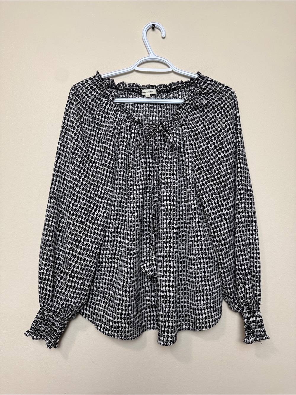 Max Studio Geometric Smocked-Detail Blouse size S